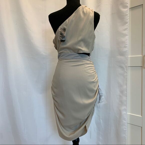 BEBE beige hand beaded one shoulder cutout ruched mini dress Sz M NWT 🔥 - Picture 5 of 13
